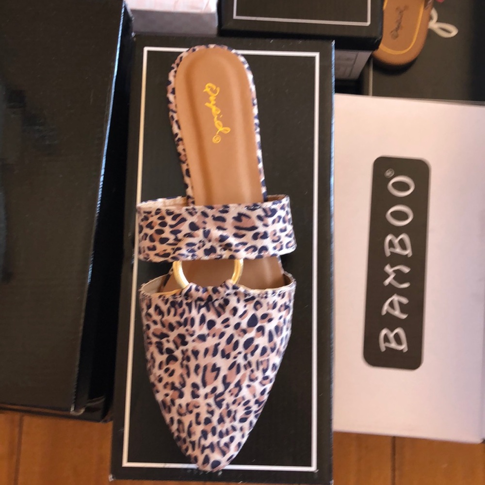 Size 9 Leopard Mule Slide On Sandal - Picture 2 of 3